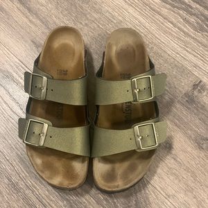 Arizona Birko Flor Icy Metallic Stone Gold Birkenstocks